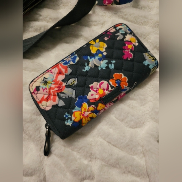 EUC Vera Bradley Carson Shoulder Crossbody Bag And RFID Georgia Wallet - Picture 8 of 8